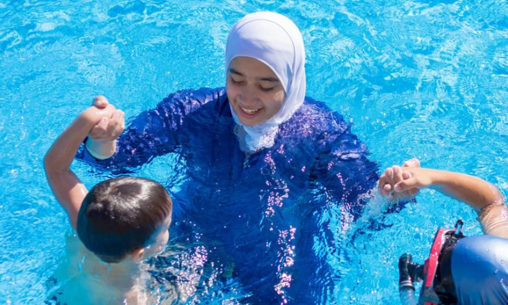 “Χαστούκι” από απόφαση δικαστηρίου: Η απαγόρευση του burkini δεν είναι διάκριση